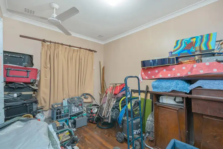 Sixth view of Homely house listing, 2 Broadley Place, Gosnells WA 6110