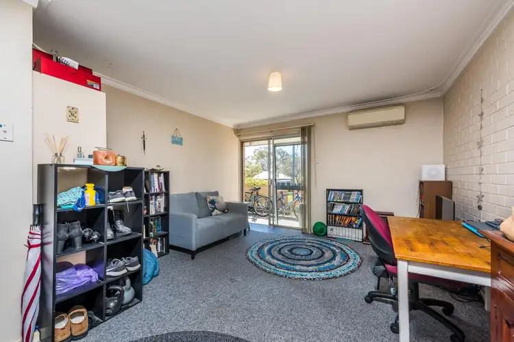 25/11 Herdsman Parade, Wembley WA 6014