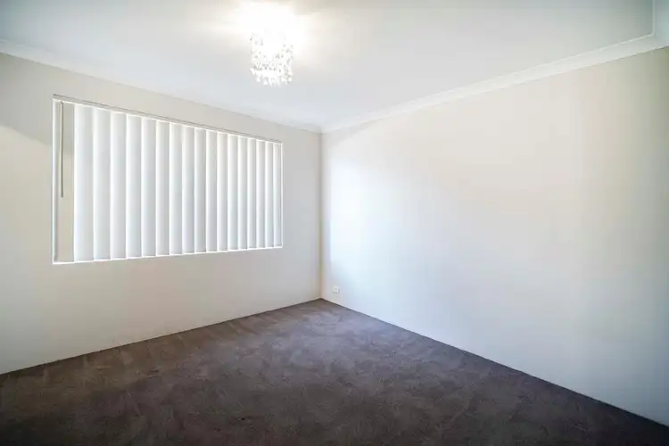 Seventh view of Homely house listing, 38 Panozza Circle, Maddington WA 6109
