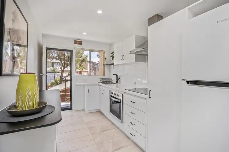 Sixth view of Homely apartment listing, 9/25 Harper Street, Burswood WA 6100