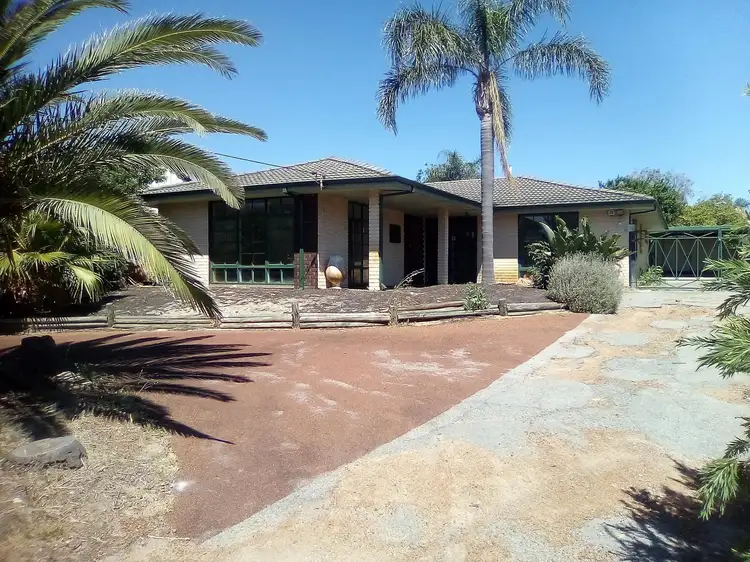 30 Westfield Road, Kelmscott WA 6111