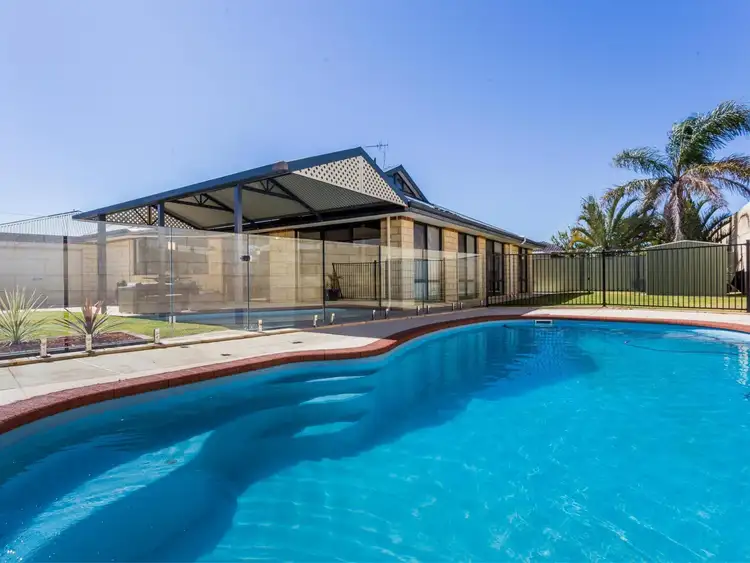 Second view of Homely house listing, 14 Lakehurst Way, Atwell WA 6164