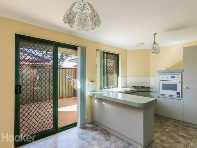 Fifth view of Homely unit listing, 8/83 Woodbridge Drive, Cooloongup WA 6168