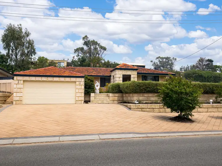 26 Solander Road, Hillarys WA 6025