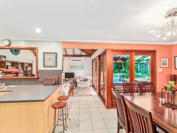 Third view of Homely house listing, 6 Hovea Avenue, Sorrento WA 6020