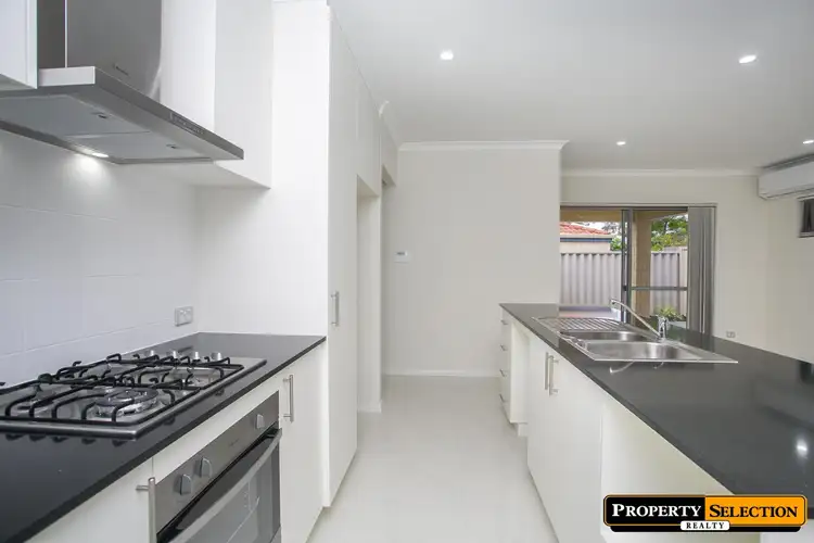 Sixth view of Homely villa listing, 3/40 Tetworth Crescent, Nollamara WA 6061
