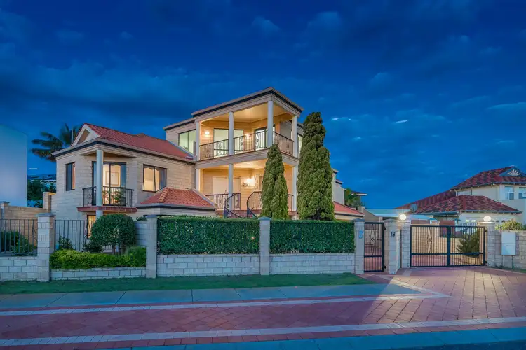 18 Fireball Way, Ocean Reef WA 6027