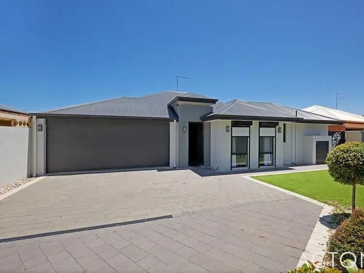 Second view of Homely house listing, 27 Lakes Crescent, South Yunderup WA 6208