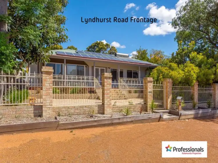 61 Lyndhurst Road, Kalamunda WA 6076