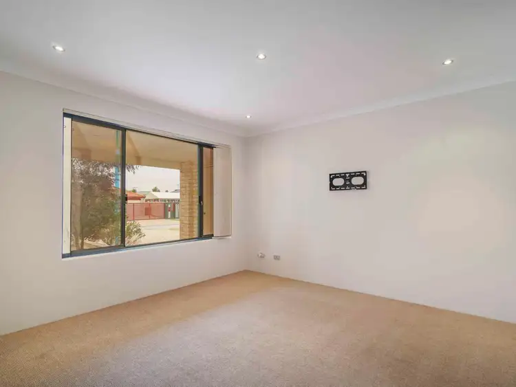 Fifth view of Homely house listing, 21 Vinciullo Way,, Sinagra WA 6065