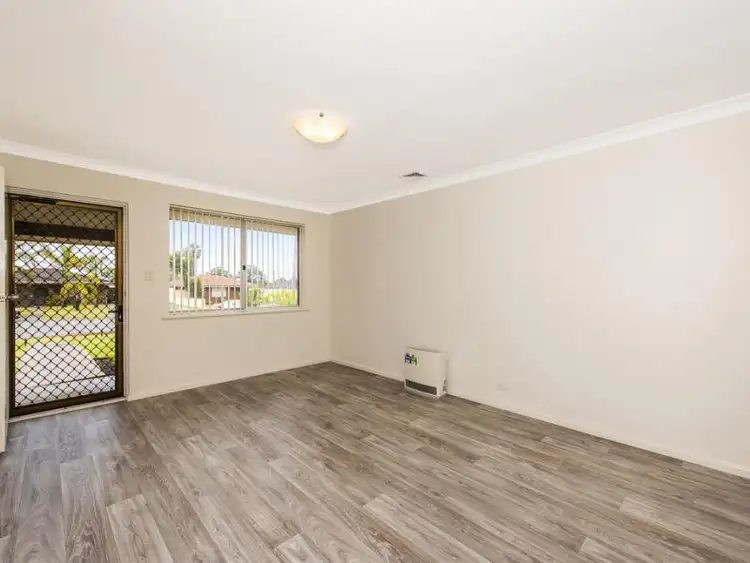 Fourth view of Homely house listing, 7 Hove Court, Forrestfield WA 6058