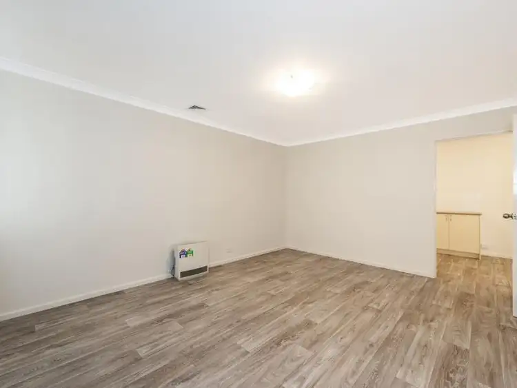 Fifth view of Homely house listing, 7 Hove Court, Forrestfield WA 6058