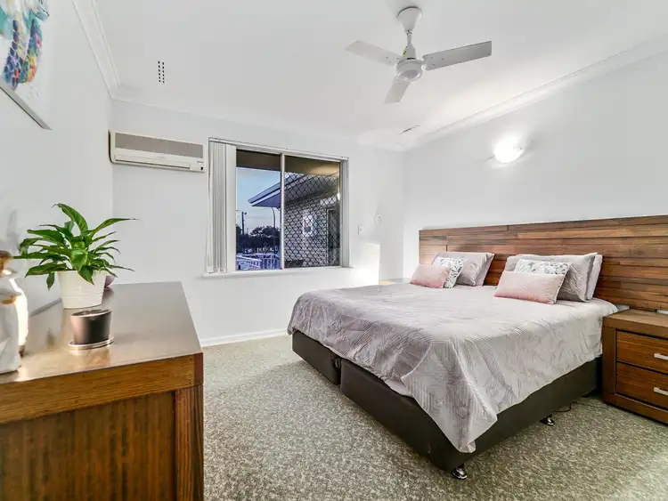 Fifth view of Homely semi-detached listing, 4A Queenscliffe Road, Doubleview WA 6018
