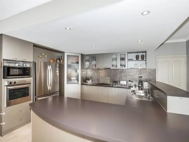 Sixth view of Homely house listing, 5 Vernon Gough Drive, Baldivis WA 6171