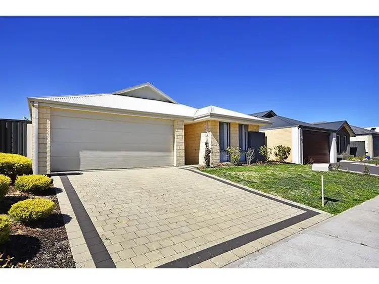 27 Bellazario Promenade, Aveley WA 6069