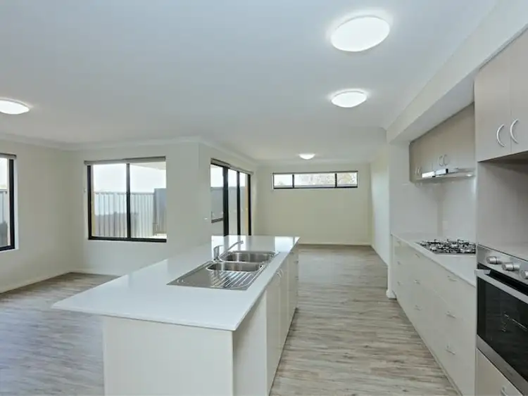 31 Wickham Drive, Pinjarra WA 6208