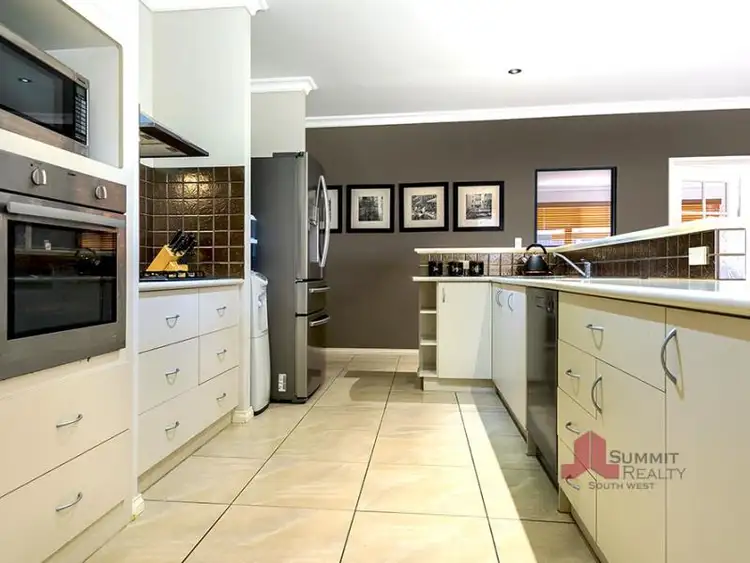 Fifth view of Homely house listing, 4 Charnley Vista, Millbridge WA 6232