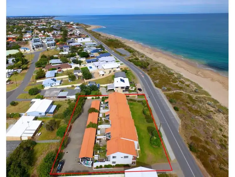 11/24 Halls Head Parade, Halls Head WA 6210