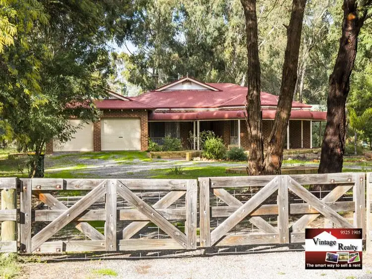 110 Racy Prince Court, Byford WA 6122