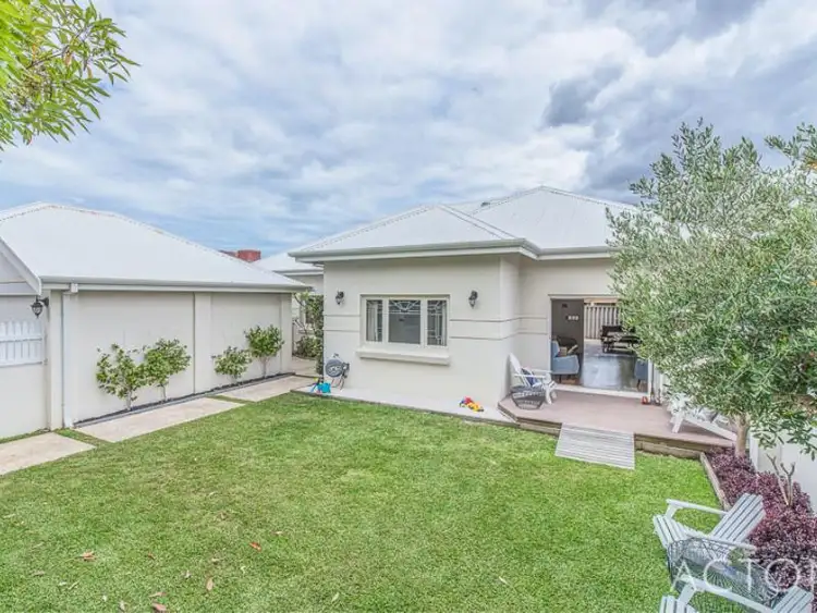 Fourth view of Homely house listing, 71 Kennedy Street, Alfred Cove WA 6154