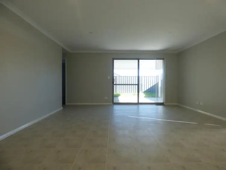 Fifth view of Homely house listing, 8 Butterleaf Avenue, Yanchep WA 6035