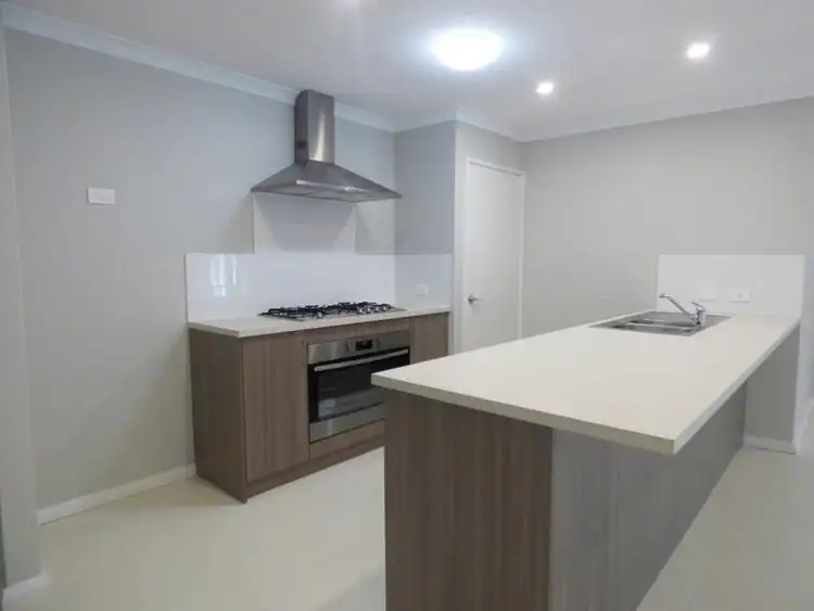 4 Burleigh Boulevard, Yanchep WA 6035