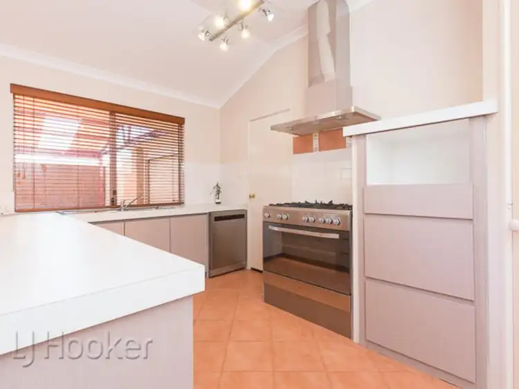 Sixth view of Homely house listing, 17 Kingsford Court, Port Kennedy WA 6172