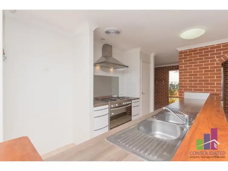 Fourth view of Homely house listing, 2 Elbrus Way, Caversham WA 6055