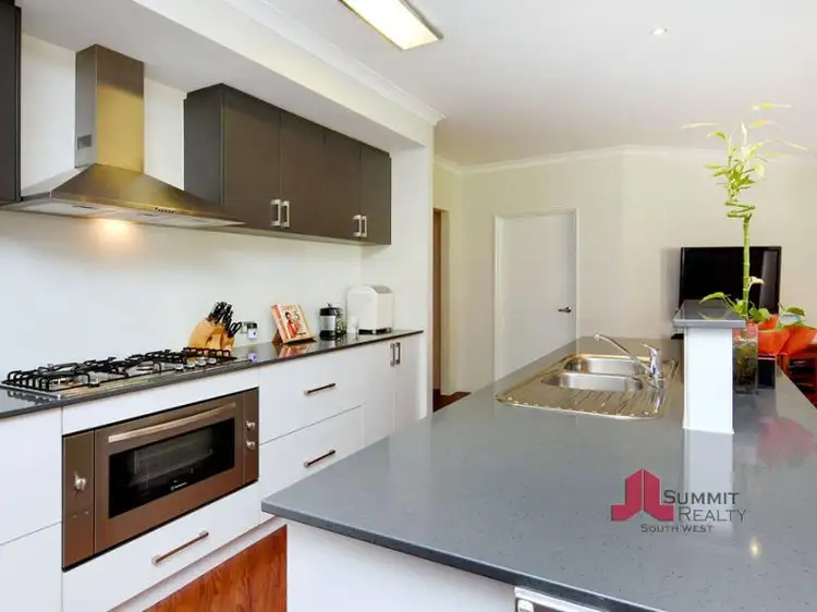 Sixth view of Homely house listing, 9 Bolton Way, Collie WA 6225