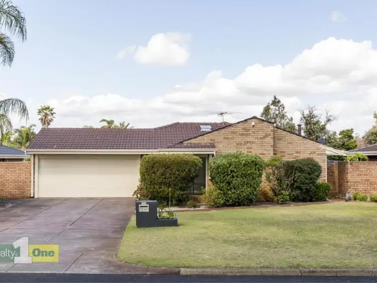 17 Envall Way, Leeming WA 6149