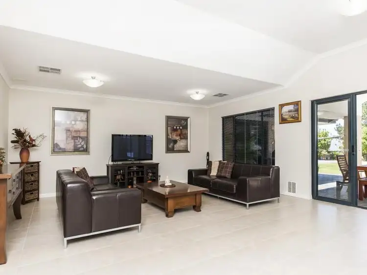 Fourth view of Homely house listing, 8 Erickson Pass, Ellenbrook WA 6069