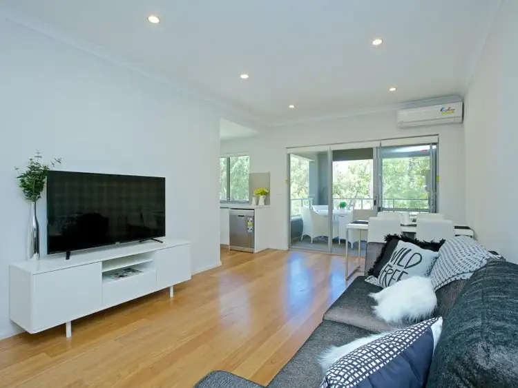 Second view of Homely apartment listing, 5/16 King George Street, Innaloo WA 6018
