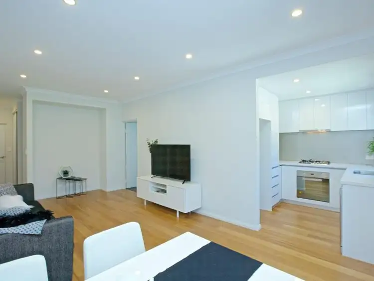 Fourth view of Homely apartment listing, 5/16 King George Street, Innaloo WA 6018