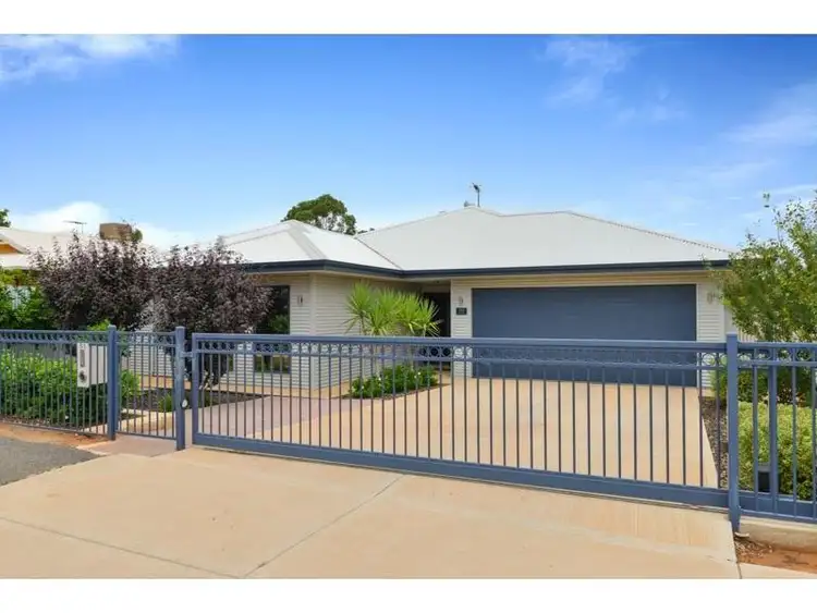 51 Lyall Street, Lamington WA 6430