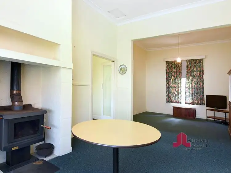 Third view of Homely house listing, 6 Hawthorne Avenue, Collie WA 6225