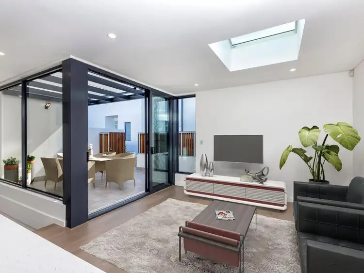 Fifth view of Homely townhouse listing, 2/25 Tomlinson Boulevard, Floreat WA 6014