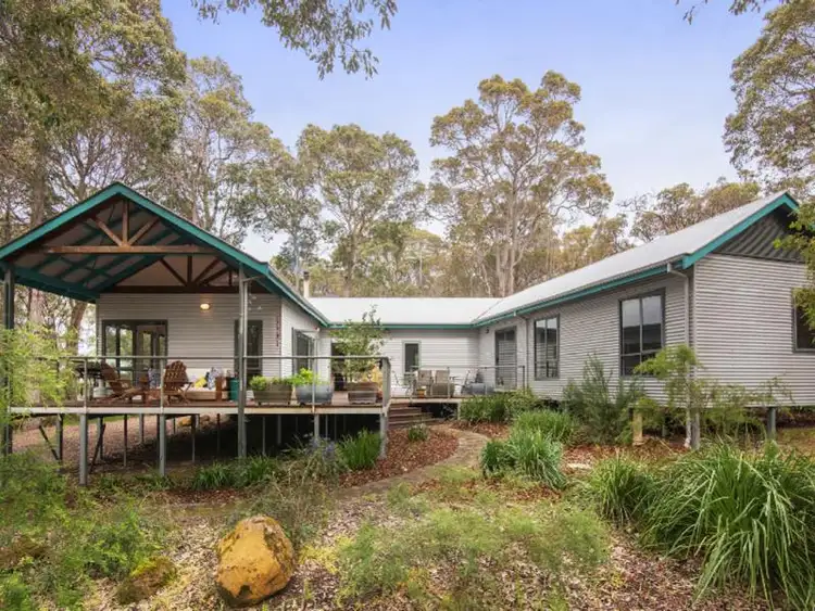 4 Chardonnay Avenue, Margaret River WA 6285
