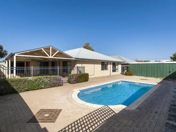 30 Kalyeeda Terrace, Ellenbrook WA 6069