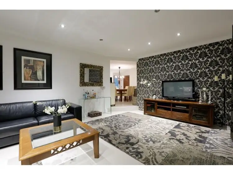 32 Woodhouse Way, Noranda WA 6062