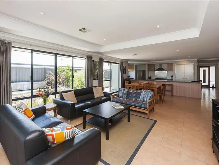 Second view of Homely house listing, 3 Longwood Bend, Aubin Grove WA 6164