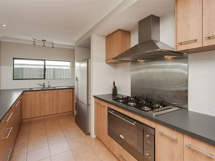 Fourth view of Homely house listing, 3 Longwood Bend, Aubin Grove WA 6164