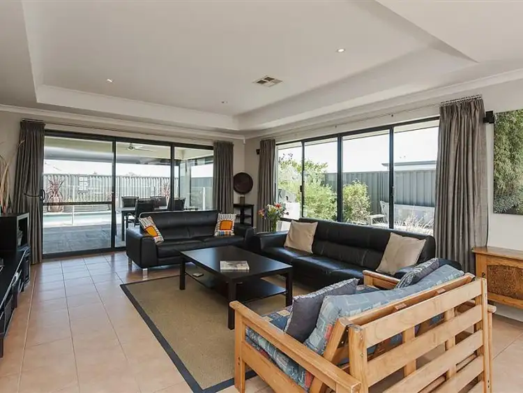 Seventh view of Homely house listing, 3 Longwood Bend, Aubin Grove WA 6164