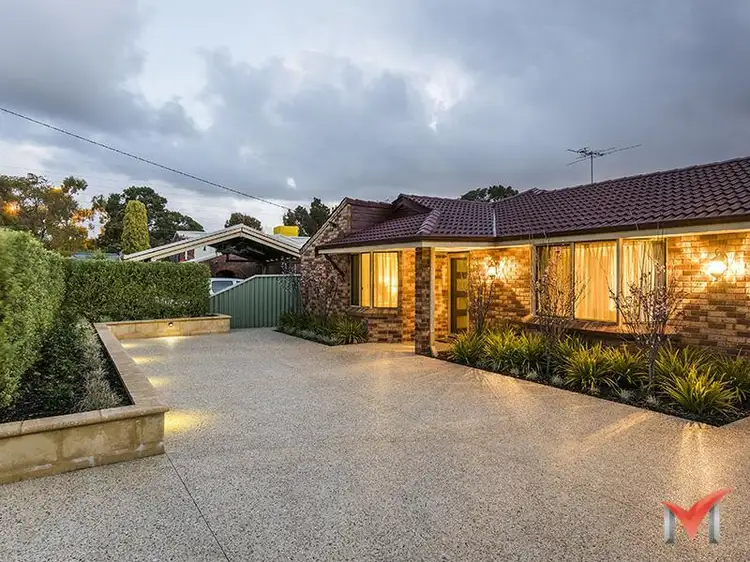 16 Burnham Way, Shelley WA 6148