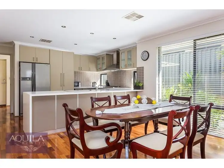 Sixth view of Homely house listing, 8 Stowe Link, Aveley WA 6069