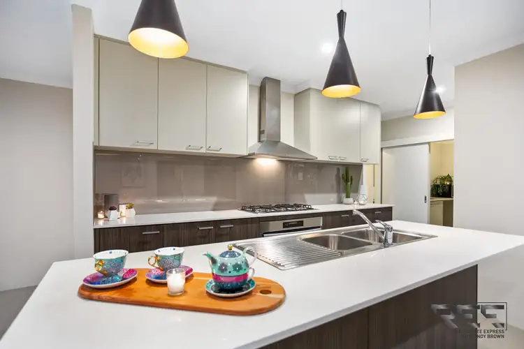 Fifth view of Homely house listing, 4 Beukers Way, Piara Waters WA 6112