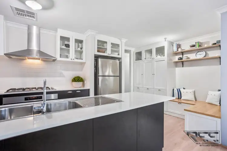 Sixth view of Homely house listing, 21 Hamsterley Way, Hilbert WA 6112