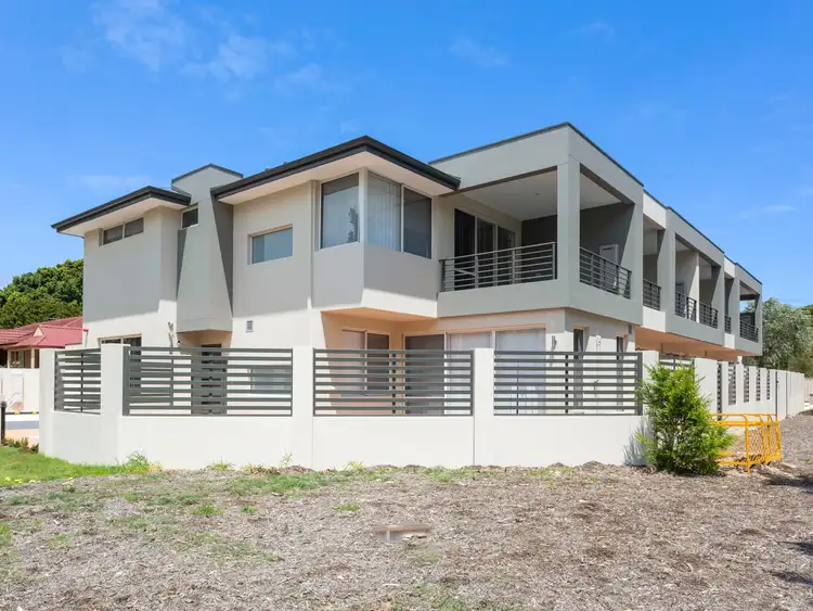 1/1 Juliet  Road, Coolbellup WA 6163