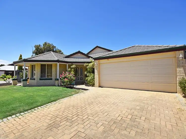 5 Riverina Drive, Ellenbrook WA 6069