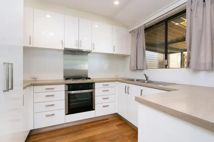 8 Kimberley Way, Parkwood WA 6147