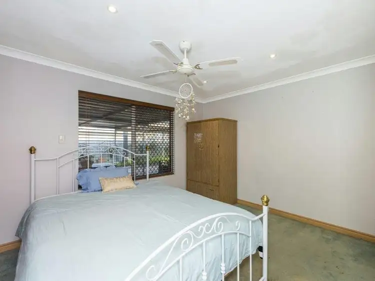 Fifth view of Homely house listing, 10 Federal Close, Gosnells WA 6110